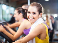 减肥期间，为什么建议你选择跳绳呢？跑步可以减肥吗？